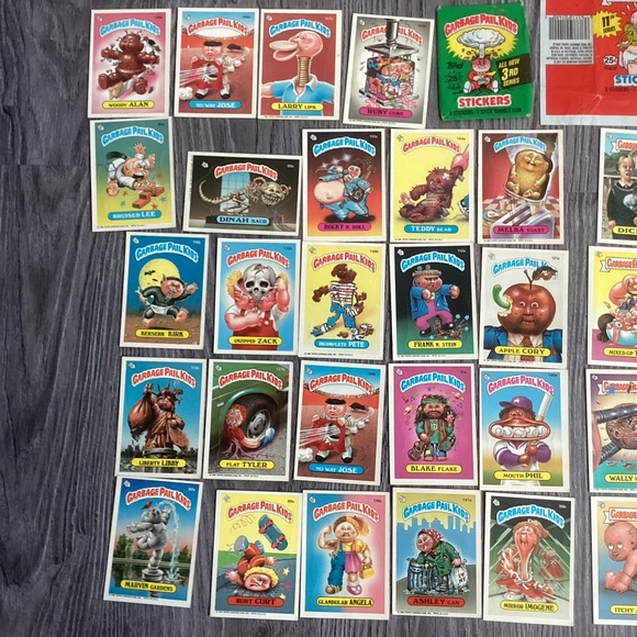 Large Lot of Garbage Pail Kids Stickers + a few wrappers - Picture 3 of 7